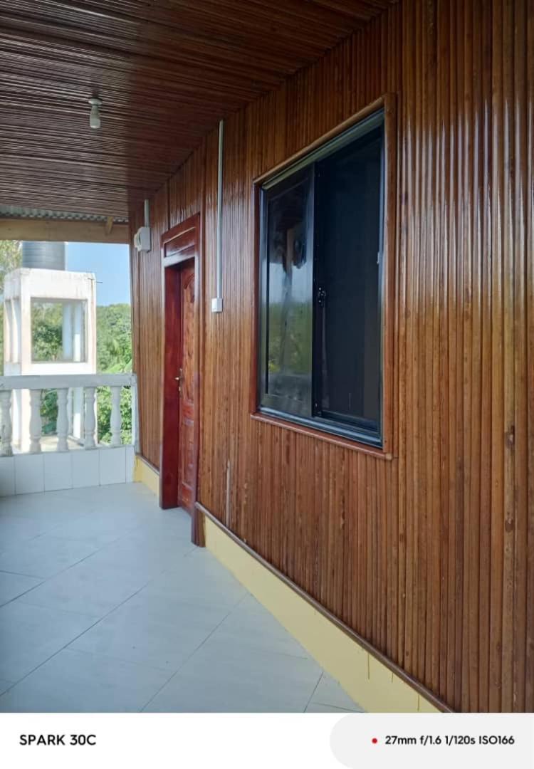 Serenity Haven Lodge Busua Esterno foto