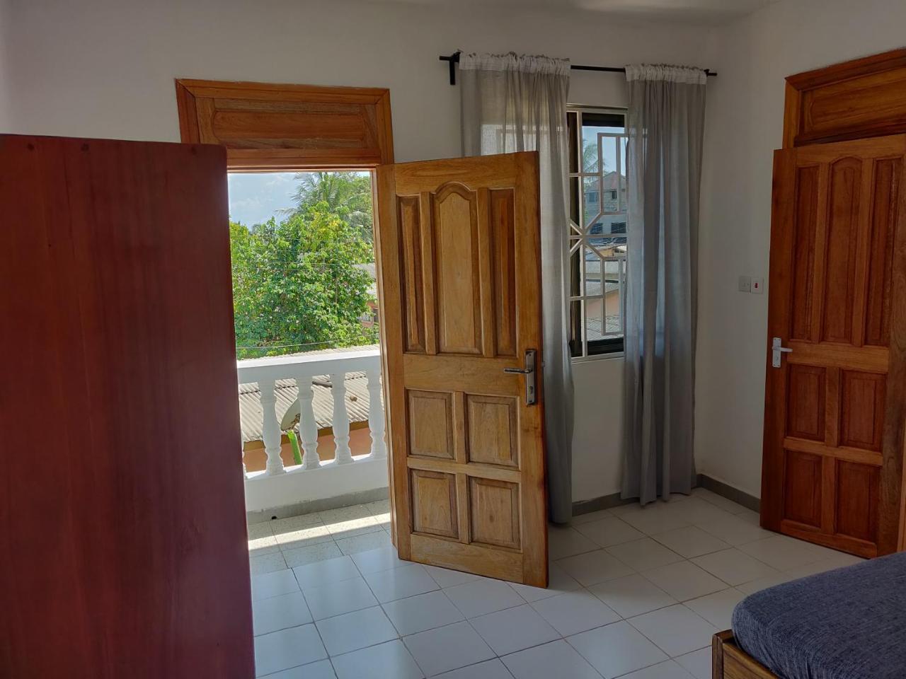 Serenity Haven Lodge Busua Camera foto